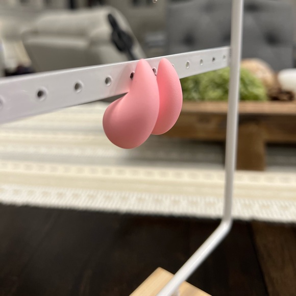 Fantasy Raindrop Earrings - Picture 4 of 4